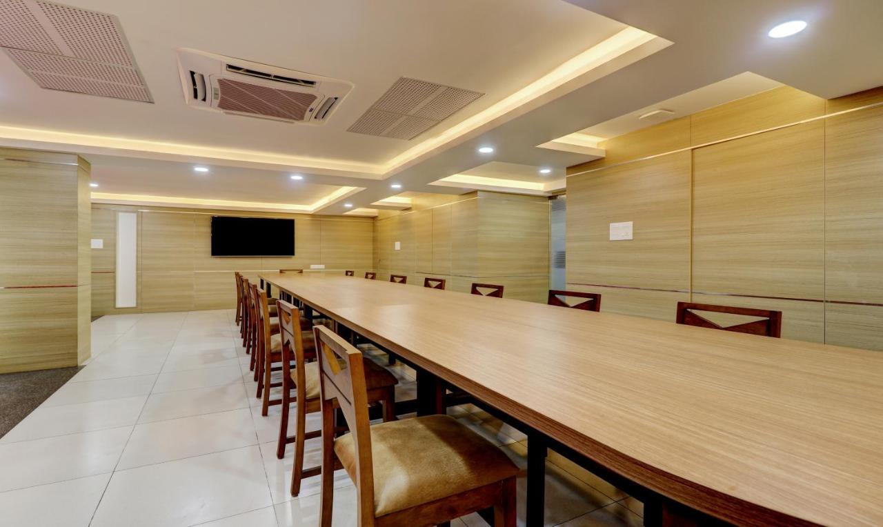 特里凡得琅 Treebo Park酒店 外观 照片